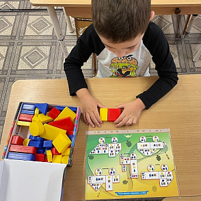 СПАСАТЕЛИ ПРИХОДЯТ НА ПОМОЩЬ. Блоки ДЬЕНЕША для старших(игровой материал) – портал поставщиков НСППО - 2