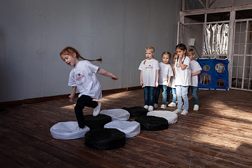 Кочки 4 шт.(черно белый набор) в мешке для хранения – портал поставщиков НСППО - 1